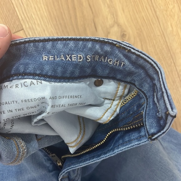 American Eagle Jeans - Picture 4 of 5